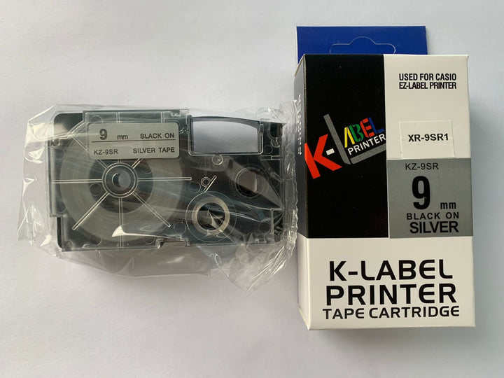 Cinta para Etiquetadora Casio Label LT XR-9SR1- KZ-9SR1 Negro sobre Plomo Ancho 9mm