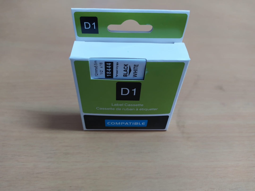 Cinta para Etiquetadora Dymo 1/2" x 5.5m Fondo Blanco Letras Negras de Vinil 18444